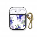 Housse pour airpods silicone liquide noir Pivoines Violettes Motif Ecriture Tendance La Coque Francaise