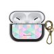 Housse pour Airpods Pro silicone liquide noir Triangles multicolors Motif Ecriture Tendance La Coque Francaise