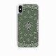 Coque iPhone Xs max avec anneau glossy transparente Bandana kaki Design La Coque Francaise.