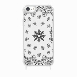 Coque iPhone 7/8/SE 2020/SE 2022 avec anneau glossy transparente Bandana blanc Design La Coque Francaise.