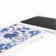 Coque iPhone 7/8/SE 2020/SE 2022 avec anneau glossy transparente Foulard fleurs bleues Design La Coque Francaise.