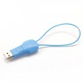 Câble USB / Micro USB porte-clé bleu