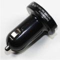 Mini chargeur allume cigare noir pour iPhone 3g / 3gs / 4 / 4S / 5 / Samsung / Blackberry